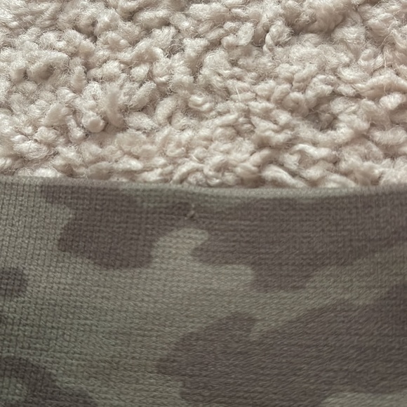 Spanx Look At Me Now Seamless Crop Leggings-XS - Picture 5 of 5